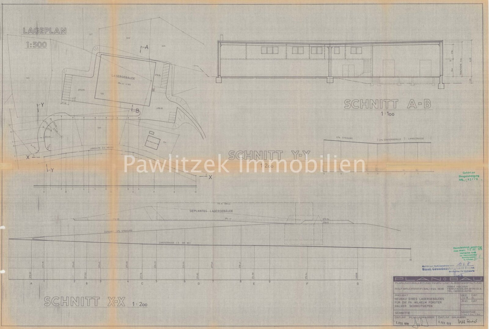 Lageplan und Schnitt Halle